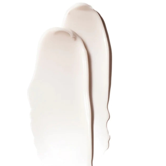 2/$35 Sulwhasoo’s Concentrated Ginseng Renewing Cream - Picture 2 of 8